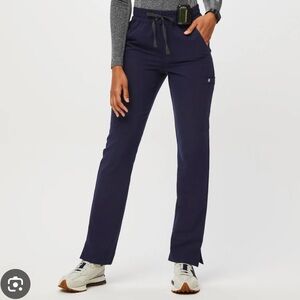 Navy  scrub  pants FIGS
